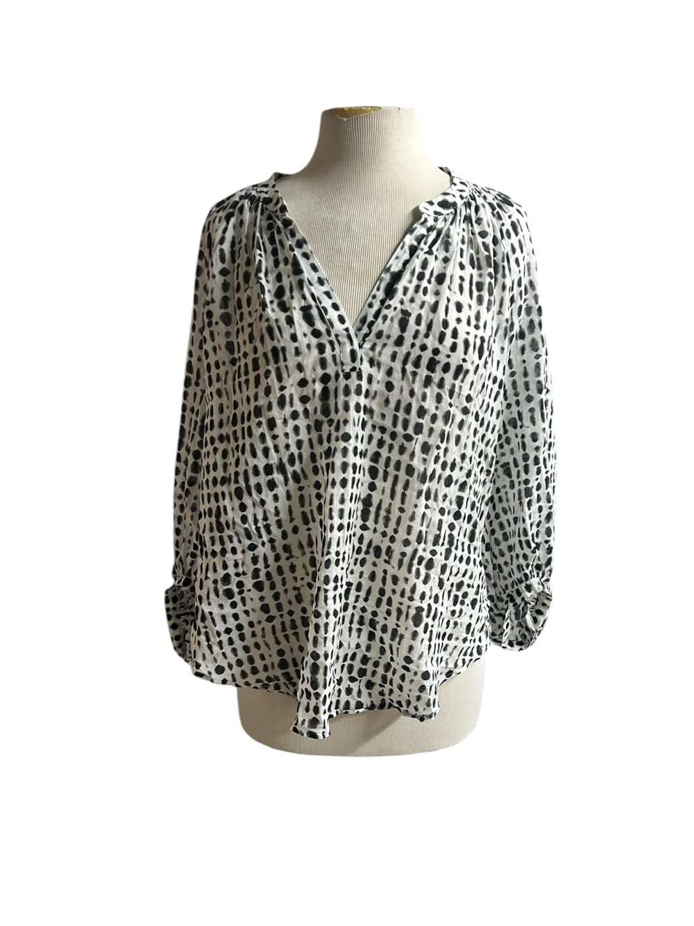 Hana San 42 cotton dot blouse